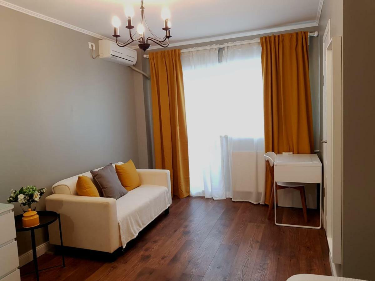 D&C Studio Bucarest Esterno foto